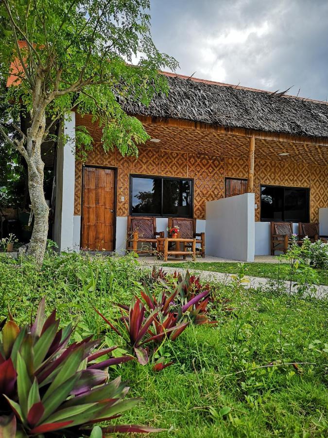 Native House Resort By Cocotel Moalboal Ngoại thất bức ảnh